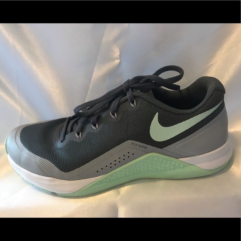 Nike Women Metcon Repper DSX 902173-003 Size 8